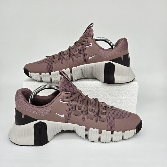 New Nike Free Metcon 5 'Smokey Mauve' Women's Workout Shoes Size 8.5 - Picture 6 of 8